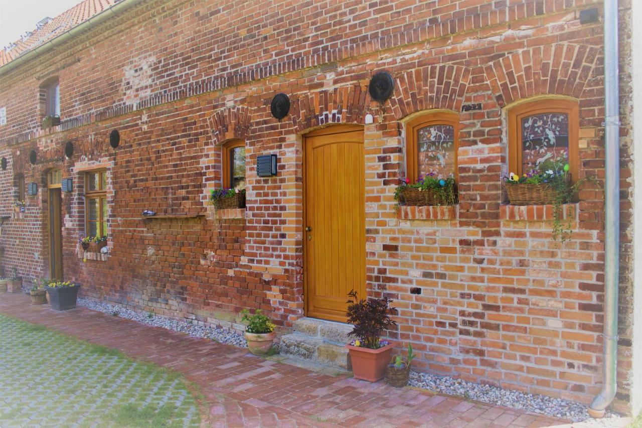 An Den Elbwiesen Gaestezimmer "Weissstorch" Nur Nichtraucher Dommitzsch Exterior photo